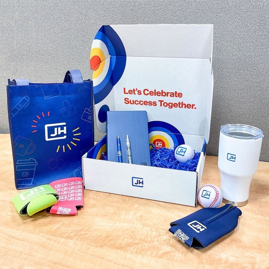 24 Winning Employee Appreciation Gift Ideas for Large Companies